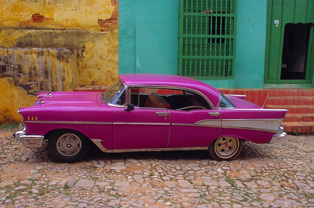 CUBA09 1956 Chevrolet in the town of Trinidad 2000; copyright Christopher P Baker